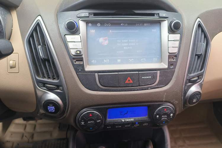 Used Hyundai ix35 2013 2.0L Automatic Two-Wheel Drive Smart GLS China IV Standard