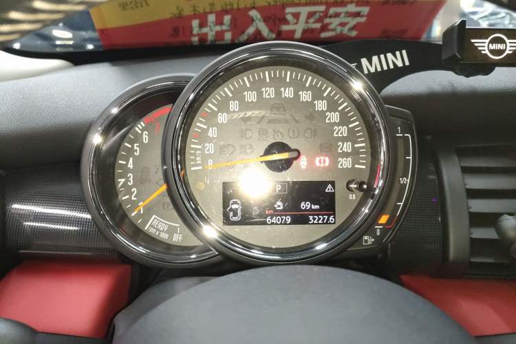 Used MINI 2018 1.5T COOPER Artist Five-Door Edition
