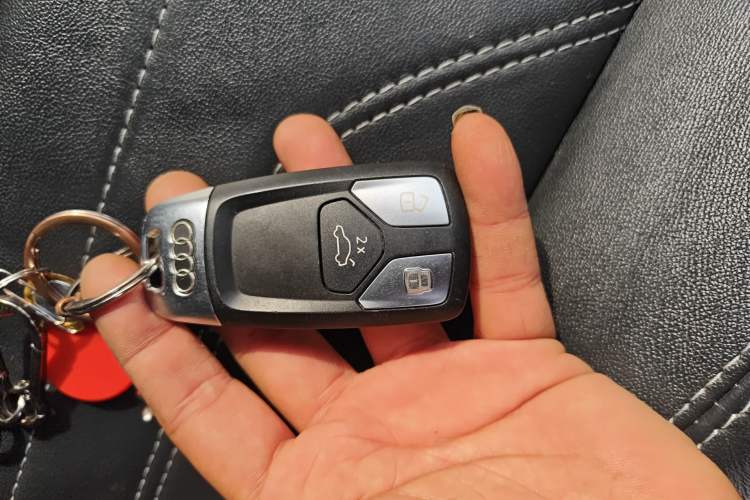 Used Audi Q5L 2022 Updated Version 40T Luxury Elegant Edition