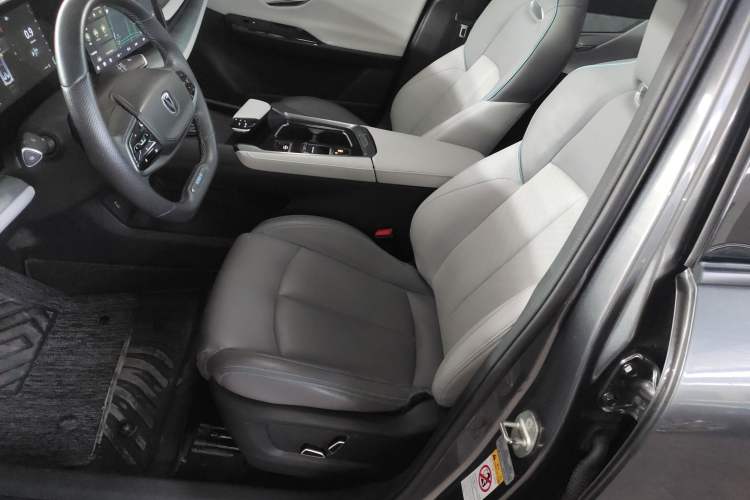 Used CHANGAN UNI-T 2023 Second-Generation 1.5T Prestige Model