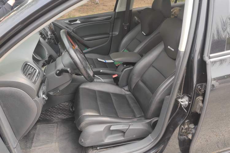 Used Volkswagen Golf 2011 1.6L Automatic Comfort Model