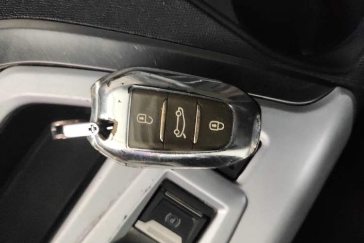 Used Peugeot 5008 2019 380THP 7-Seater Elite Edition