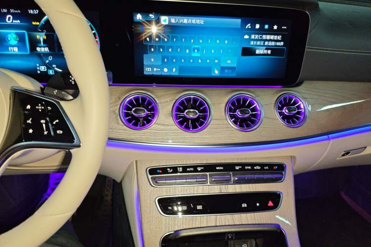 Used Mercedes-Benz CLS 2023 Refreshed CLS 300 Dynamic Edition Audio And AC Panel