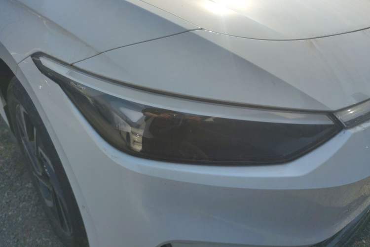 Used Volkswagen ID.7 VIZZION 2024 PRO Model Right Front Headlight