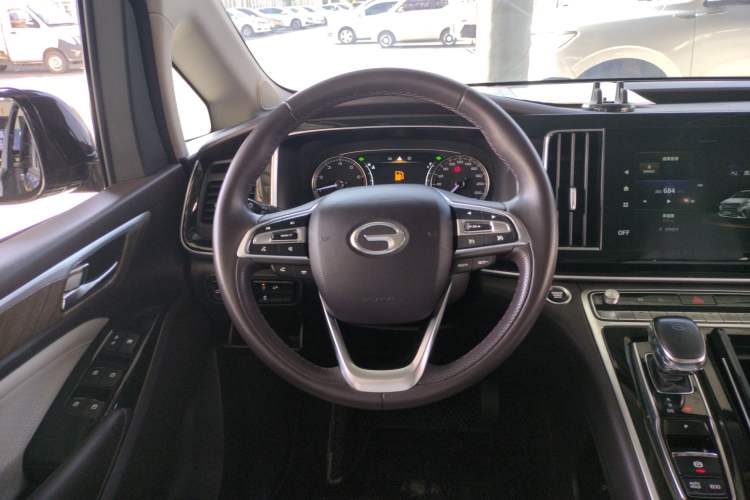 Used GAC Trumpchi M8 2021 Lingxiu Series 390T Deluxe Edition Steering Wheel