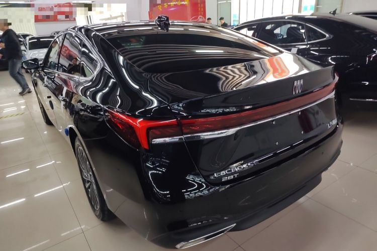 Used Buick LaCrosse 2026 Model 28T Platinum Edition
