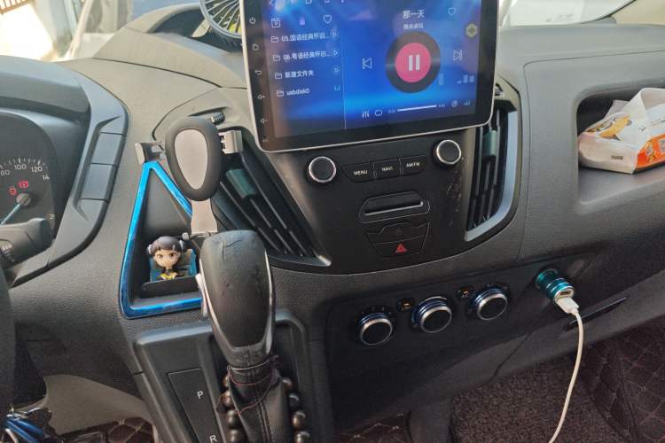 Used Ford Transit 2017 2.0T Gasoline Automatic Multi-Function Commercial Vehicle Mid-Drive Mid-Roof China V-standard