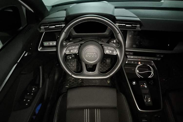 Used Audi A3 2022 Sportback 35 TFSI Fashionable Sports Model Steering Wheel