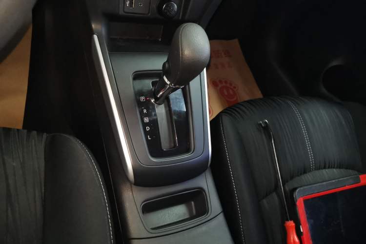 Used Nissan Sylphy 2022 Classic 1.6XE CVT Comfort Edition Gear Lever