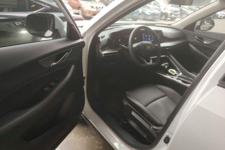 Used CHANGAN CS35PLUS 2021 Blue Whale NE 1.4T DCT Prestige Model Driver Seat