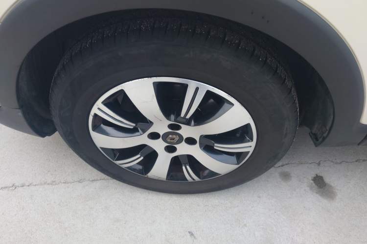 Used Renault Captur 2015 1.2T Automatic Standard Edition
