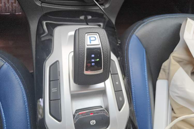 Used Geely Auto Emgrand New Energy 2016 EV Elite Model Gear Lever