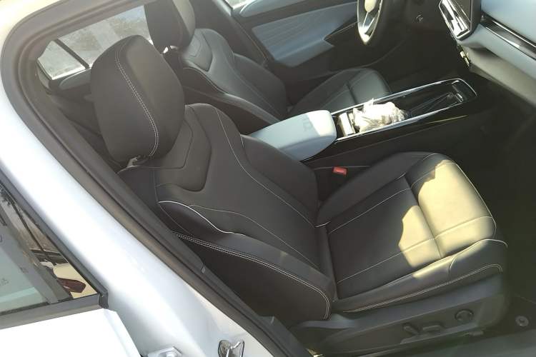 Used Volkswagen ID.4 X 2025 Smart Version Pure & Intelligent Enjoyment Edition