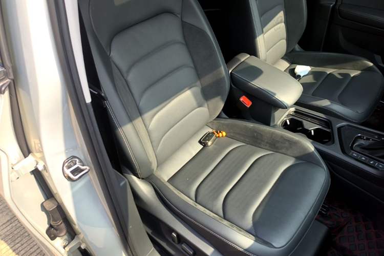 Used Volkswagen Tiguan L 2021 330TSI Automatic Two-Wheel Drive R-Line Enhanced Edition
