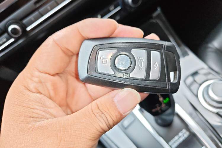 Used BMW 5 Series 2012 523Li Leading Model Vehicle Key