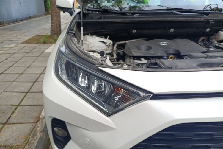 Used Toyota RAV4 2020 2.0L CVT Two-Wheel Drive Urban Edition Exterior 3