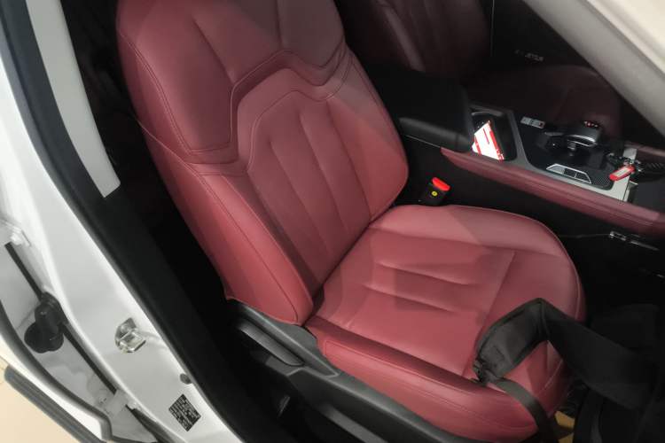 Used JETOUR X70 2024 1.5T DCT Glory PRO 5-Seater