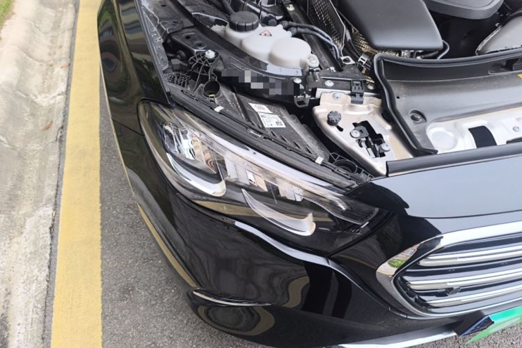 Used Mercedes-Benz E-Class 2024 E 300 L Luxury Model Right Front Headlight