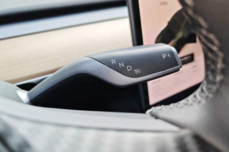 Used Tesla Model Y 2022 Long-Range All-Wheel-Drive Version
