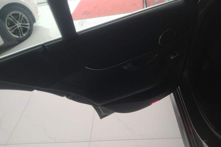 Used Mercedes-Benz C-Class 2017 C 200 station wagon
