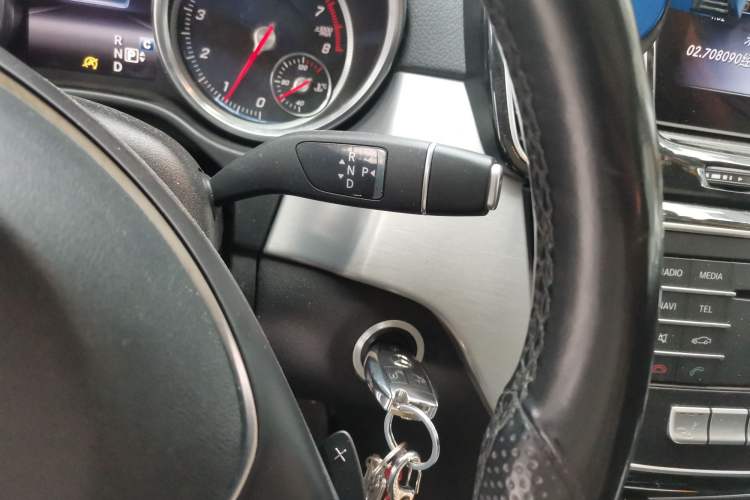 Used Mercedes-Benz GLE Coupe 2018 GLE 400 4MATIC Coupe SUV Gear Lever