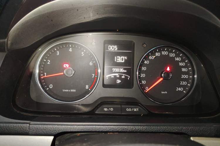 Used Volkswagen Lavida 2013 1.6L Manual Comfort Edition