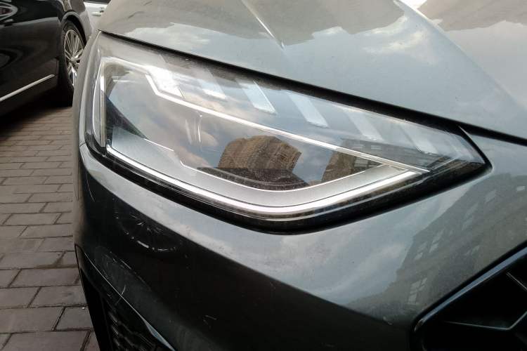 Used Audi A4L 2022 40 TFSI Luxury Dynamic Model