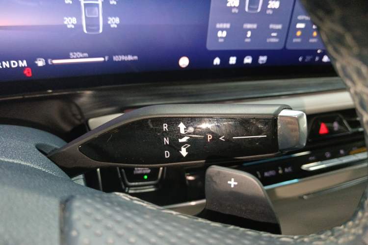 Used Buick Century 2023 2.0T Four-Seat Private Edition Gear Lever