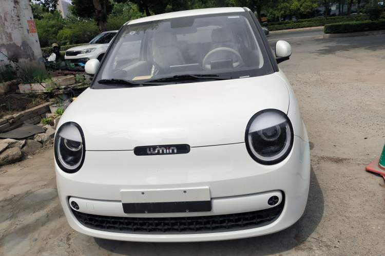 Used CHANGAN NEVO Lumin 2026 Model Treasure Edition 205km Passionate Beige Ningde Front