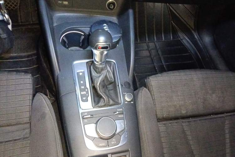 Used Audi A3 2017 Sportback 35 TFSI Sport Edition Gear Lever