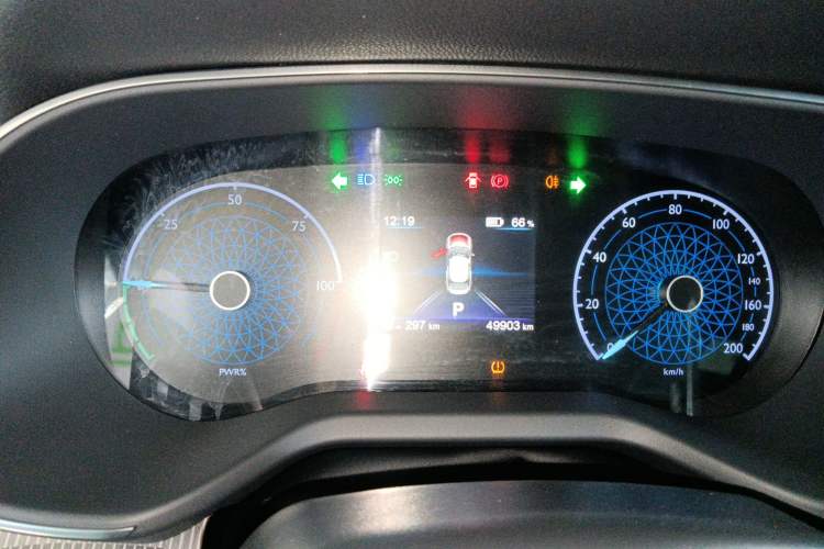 Used Hongqi E-QM5 2023 Revised Version Basic Travel Edition
