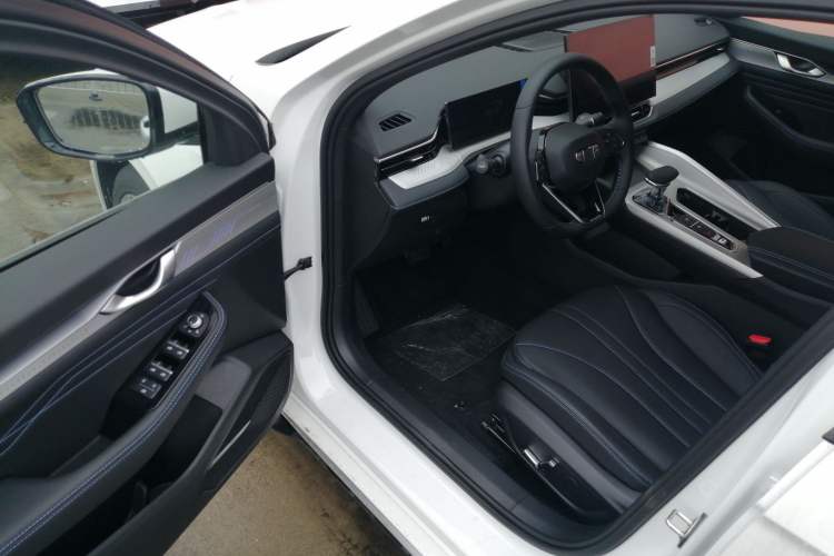 Used Geely Auto Preface 2025 Dongfang Yao 1.5TD Kunlun Edition