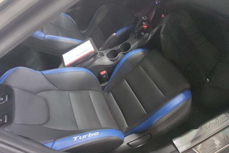 Used Hyundai Veloster 2015 1.6T Automatic Luxury Edition
