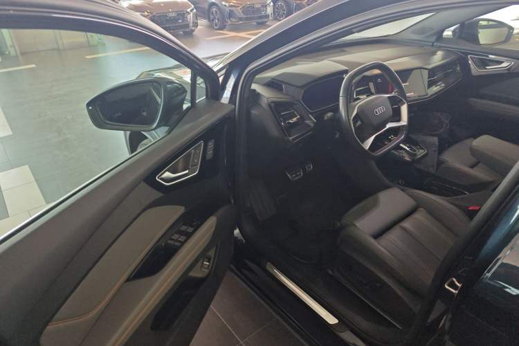 Used Audi Q4 e-tron 2024 40 e-tron Boundary Edition
