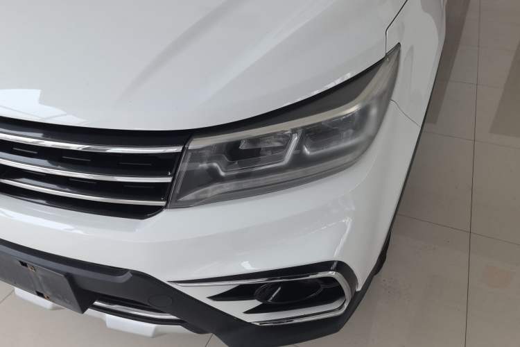 Used FORTHING Joyear X5 2017 Jingxiang Series 1.5T CVT Luxury Model

