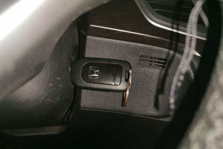 Used Honda Jade 2014 1.8L Automatic Comfort Elite Version 5 Seats
