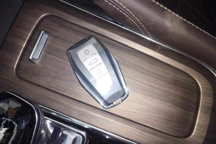 Used Geely Auto Monjaro L 2026 Model Oriental Yao 2.0TD Automatic Wangyue Edition
