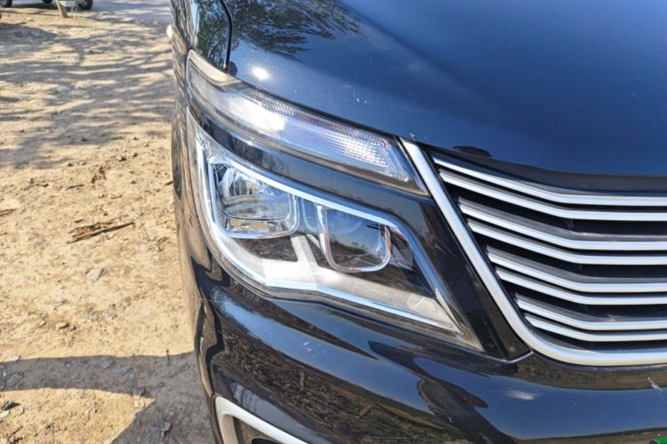 Used FORTHING Lingzhi 2022 M5 1.6L Practical 7-Seater Right Front Headlight