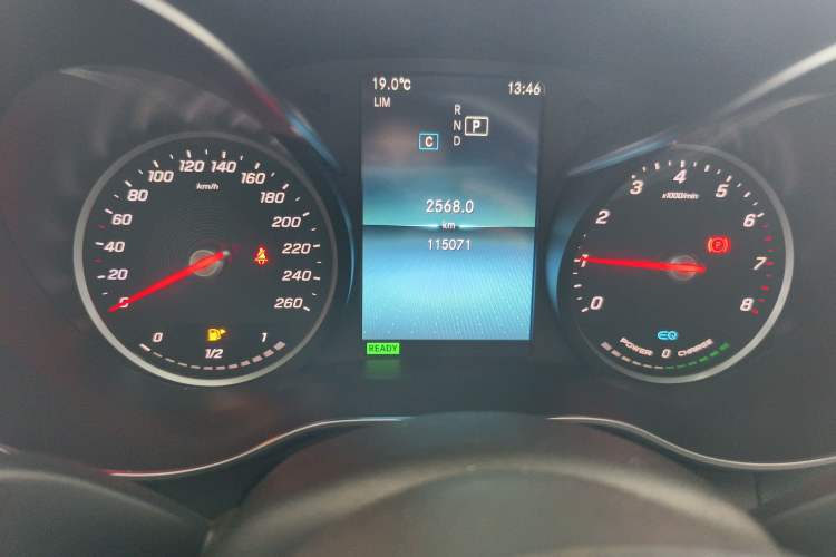 Used Mercedes-Benz C-Class 2019 C 260 L Sport Edition Odometer Close Up