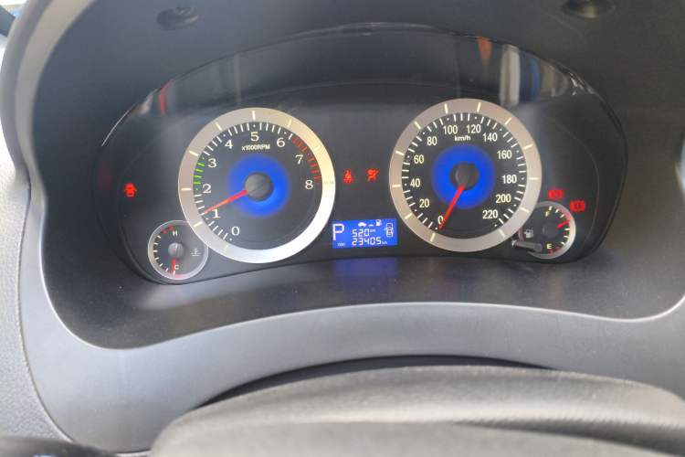 Used Geely Auto Diamond 2014 CROSS 1.5L Automatic Elite Model Instrument Cluster