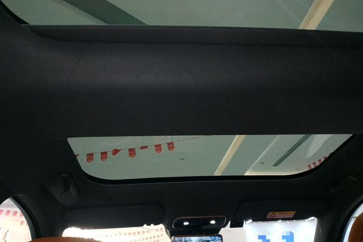 Used Hima AITO M8 2025 Extended-Range Max+ Version 53.4 kWh 6-Seater Edition Headliner