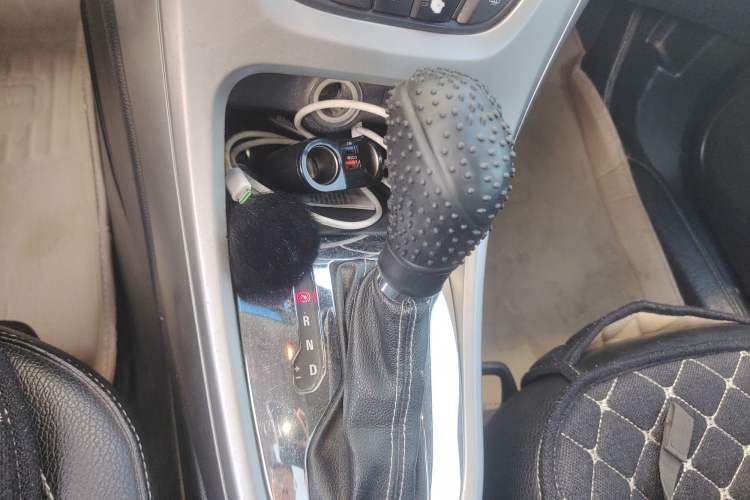 Used Buick GT 2010 XT 1.6T Fashion Sport Edition Gear Lever