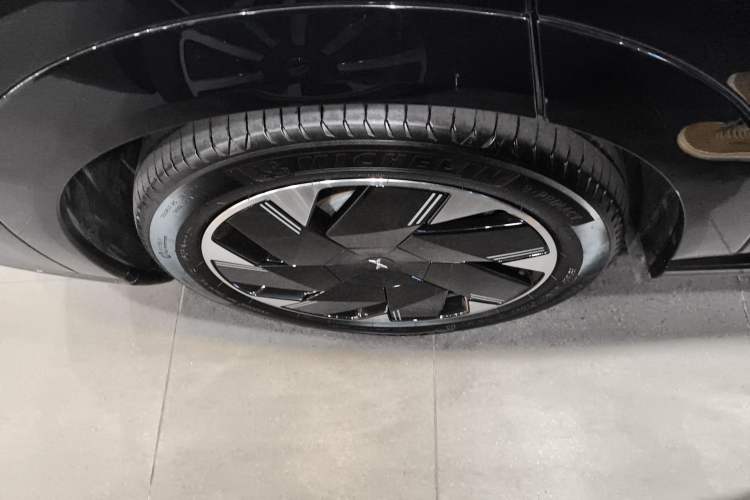 Used XPeng X9 2024 640 All-Wheel Drive High-Performance Max
