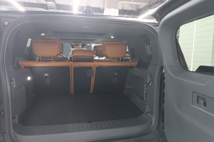 Used Brave warrior 917 2023 Range-Extended Base Model