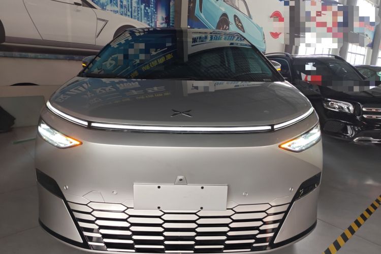 Used XPeng X9 2024 610 Long-Range Pro
