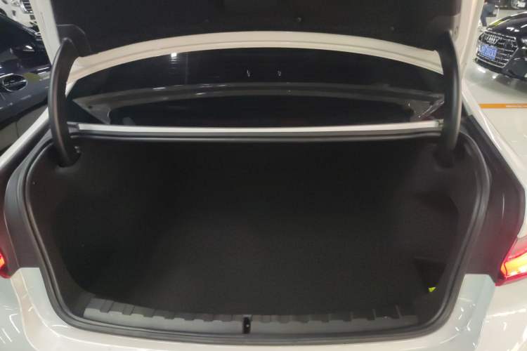 Used BMW 3 Series 2025 330Li M Sport Shadowline Package
