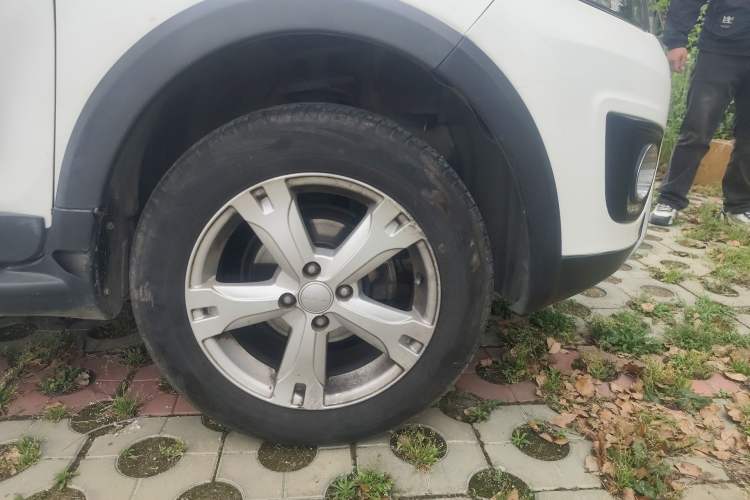 Used Haval H1 2017 Red-Label 1.5L AMT Luxury Model Exterior 7