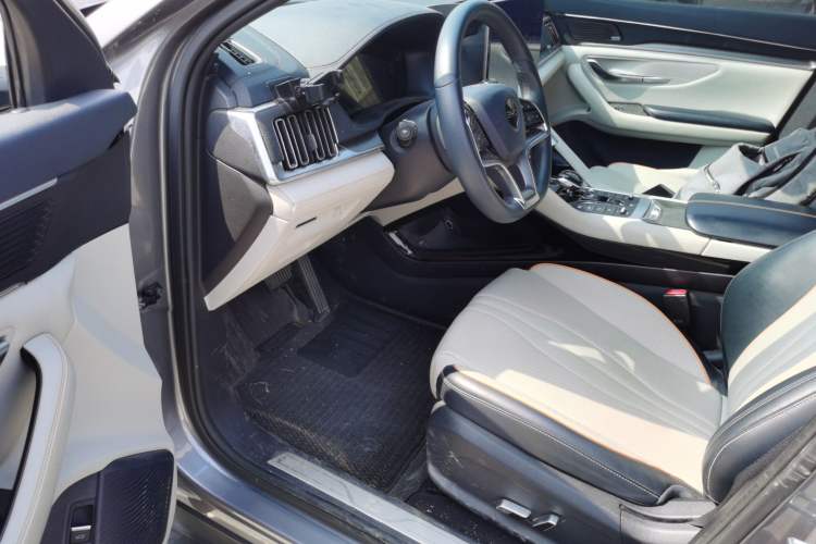 Used BYD Song PLUS New Energy 2021 DM-i 51KM Prestige Model Driver Seat