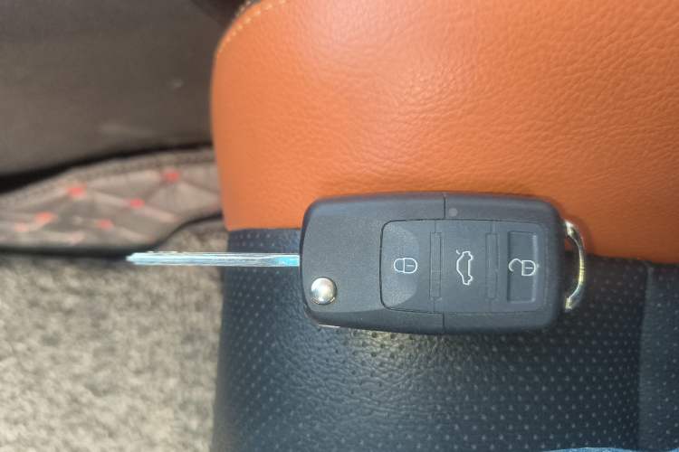 Used Geely Auto Vision X1 2017 1.3L Automatic Player Edition
