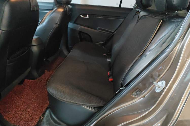 Used Kia Sportage R 2012 2.0L Automatic Two-Wheel Drive GL Trim